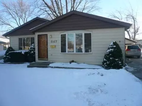 847 S Fletcher Dr, Wheeling, IL 60090 photo 1