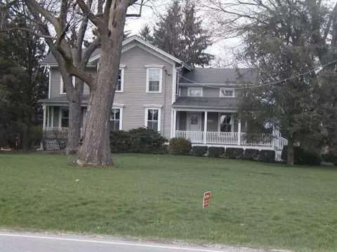 2071 Jericho Rd, Aurora, IL 60506 photo 1