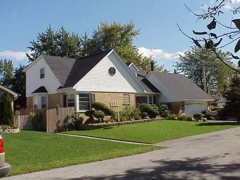 3335 Carpenter St, Steger, IL 60475 photo 1