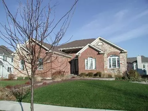 26106 Oakcrest Ln, Plainfield, IL 60585 photo 1