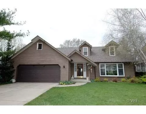 1042 Polly Ct, Elgin, IL 60120 photo 1