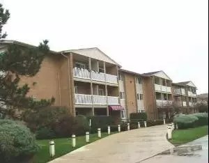 910 Beau Dr #113, Des Plaines, IL 60016 photo 1