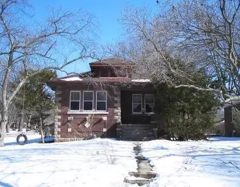 1013 N Webster, Wheaton, IL 60187 photo 1