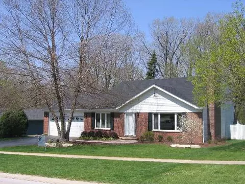 451 Kickapoo Ave, Batavia, IL 60510 photo 1