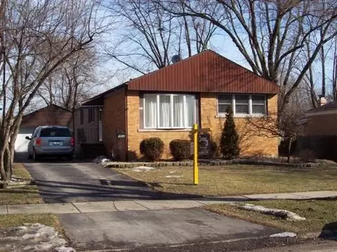 3902 W 212th Pl, Matteson, IL 60443 photo 1
