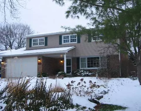 1016 E North Path, Wheaton, IL 60187 photo 1