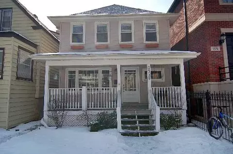 1929 W Nelson St, Chicago, IL 60657 photo 1