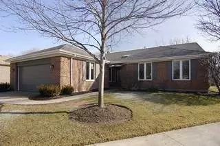 1045 Sunset Ct, Deerfield, IL 60015 photo 1