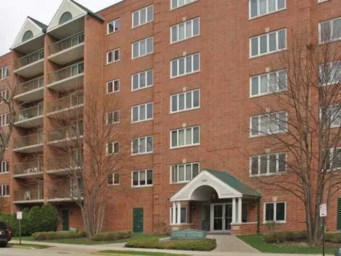 1600 E Thacker St #501, Des Plaines, IL 60016 photo 1