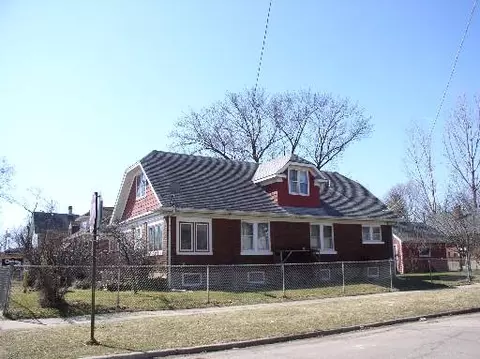 324 Hill Ave, Elgin, IL 60120 photo 1