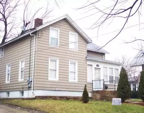522 Edwards St, Aurora, IL 60505 photo 1