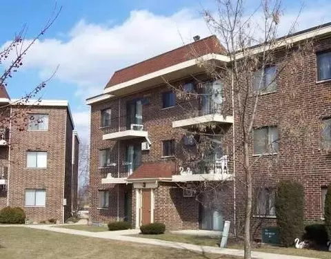 960 N Rohlwing Rd #201B, Addison, IL 60101 photo 1