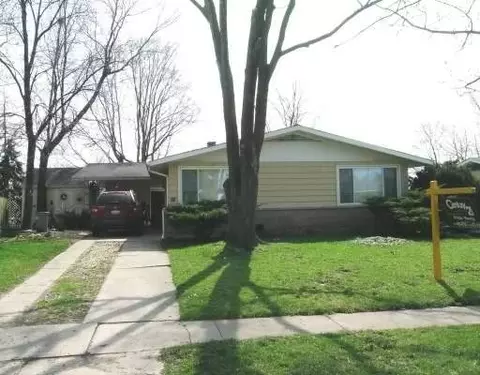 9449 Pine St, Mokena, IL 60448 photo 1