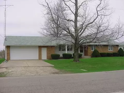 309 4th St, Mc Nabb, IL 61335 photo 1