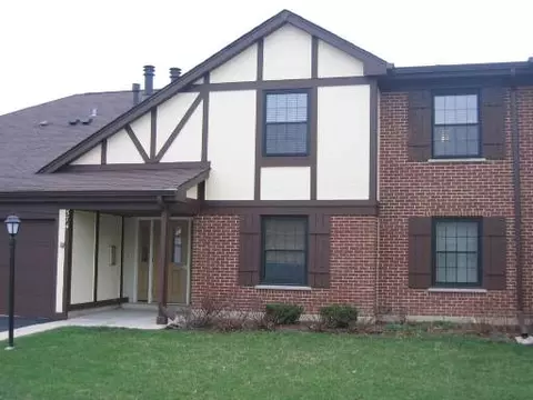 574 Greystone Ln #b2, Wheeling, IL 60090 photo 1