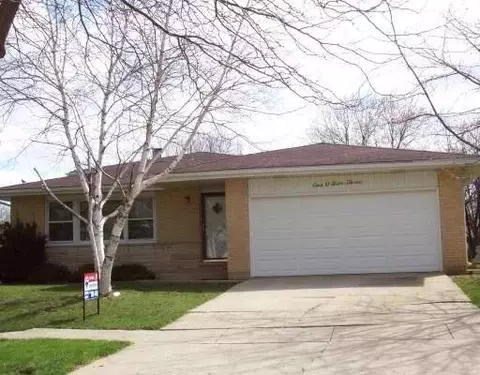 1053 Poplar Ln, Bartlett, IL 60103 photo 1