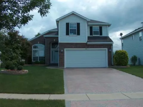 357 E Millwood Dr, Bartlett, IL 60103 photo 1