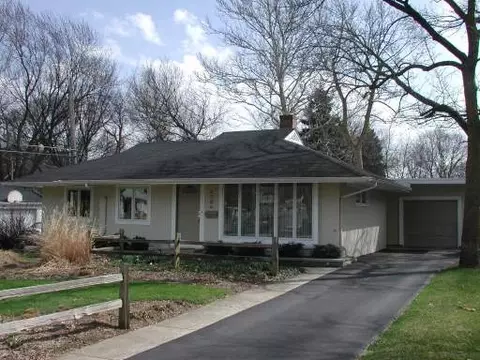 1706 E Indiana St, Wheaton, IL 60187 photo 1