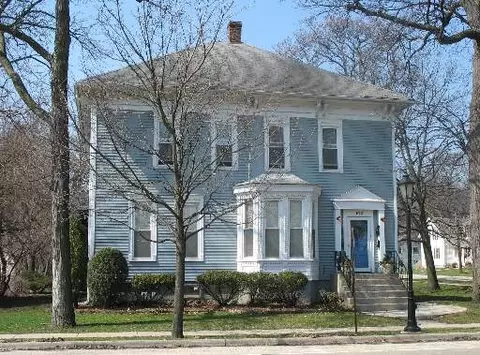102 Oak Ave, Bartlett, IL 60103 photo 1