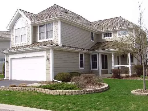 2214 Brookside Ln, Aurora, IL 60502 photo 1