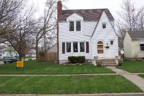 802 First Ave, Morris, IL 60450 photo 1