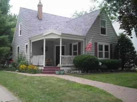 536 Lavoie St, Elgin, IL 60120 photo 1