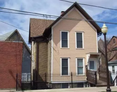 62 S Geneva St, Elgin, IL 60120 photo 1
