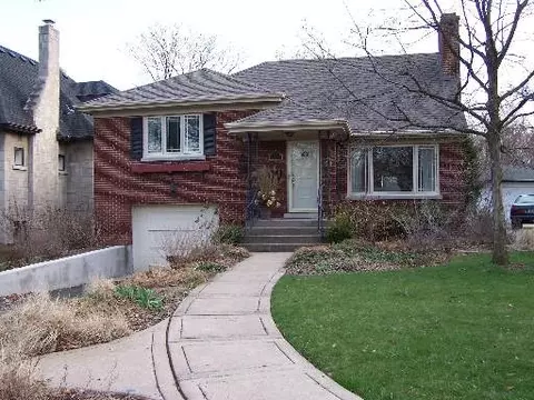 367 Blythe Rd, Riverside, IL 60546 photo 1