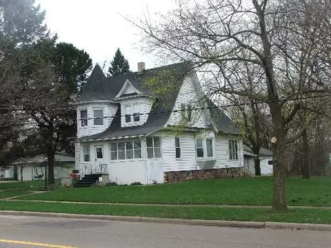 1019 Union St, Morris, IL 60450 photo 1