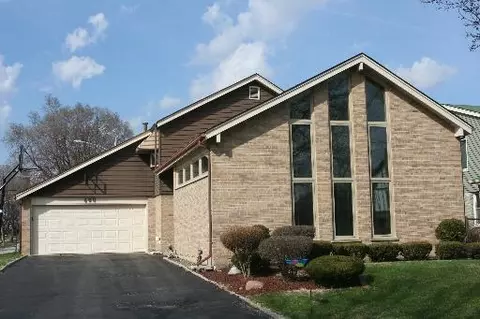400 Tracy Ter, Des Plaines, IL 60016 photo 1