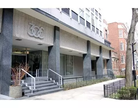 30 Elm St #17f, Chicago, IL 60611 photo 1
