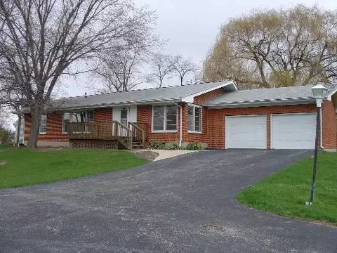 36431 N Maple Ave, Ingleside, IL 60041 photo 1