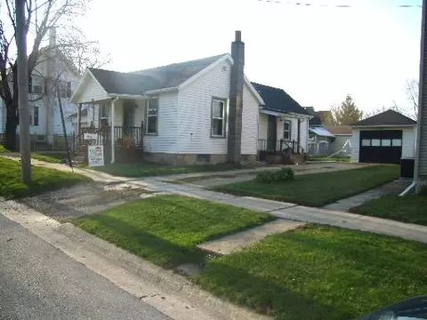 407 E 2nd St, Belvidere, IL 61008 photo 1