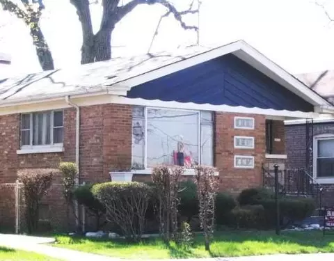 9439 S King Dr, Chicago, IL 60628 photo 1