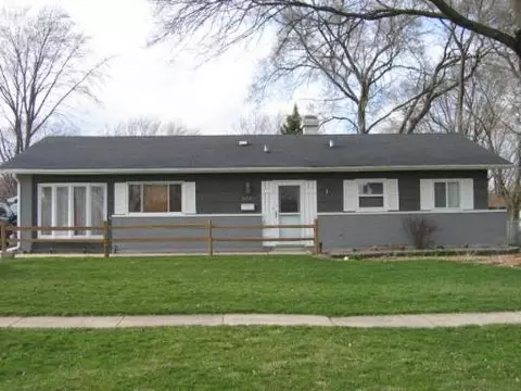 650 Lakeview Ln, Hoffman Estates, IL 60169 photo 1