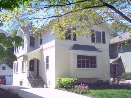 111 Third St, Wilmette, IL 60091 photo 1