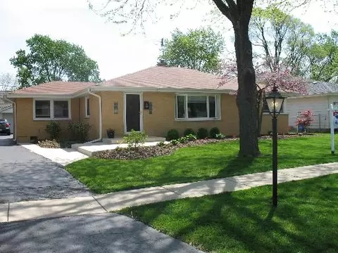 449 S Cherry St, Itasca, IL 60143 photo 1