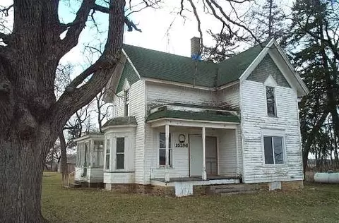 15196 County Line Rd, Capron, IL 61012 photo 1