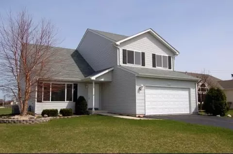 2304 Red Hawk Dr, Plainfield, IL 60586 photo 1
