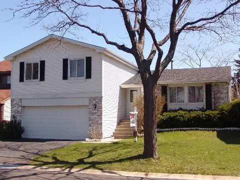 102 Butterfield Ct, Rolling Meadows, IL 60008 photo 1