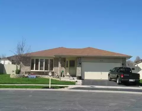 5016 Golf Ct, Midlothian, IL 60445 photo 1