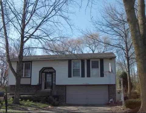 1141 Hunter Dr, Elgin, IL 60120 photo 1