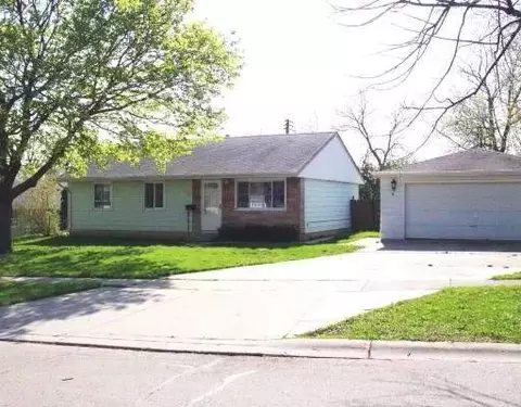 305 Chase Ter, Streamwood, IL 60107 photo 1