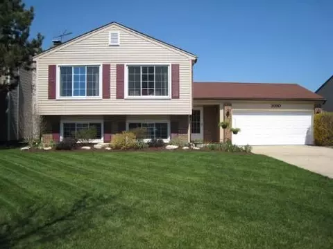 1030 Confederation Dr, Bartlett, IL 60103 photo 1