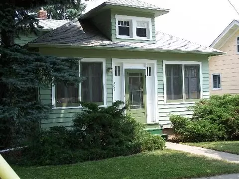 503 Hendee St, Elgin, IL 60123 photo 1