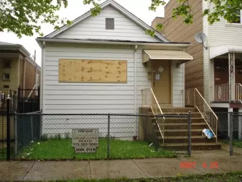 2928 W 38th Pl, Chicago, IL 60632 photo 1