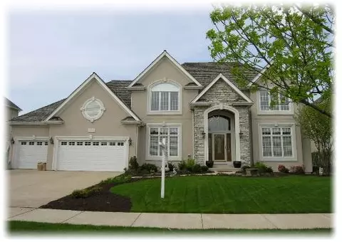 3415 White Eagle Dr, Naperville, IL 60564 photo 1
