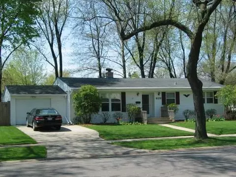619 Macarthur Dr, Palatine, IL 60074 photo 1
