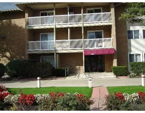Undisclosed, Des Plaines, IL 60016 photo 1