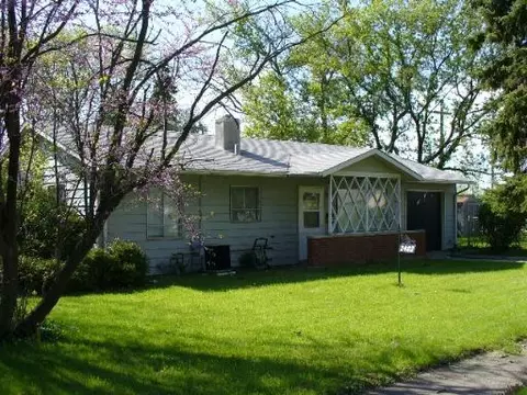 2402 Crescent Dr, Hazel Crest, IL 60429 photo 1